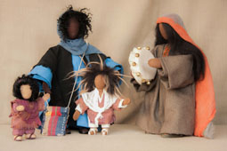 Figurines d'une famille Touareg